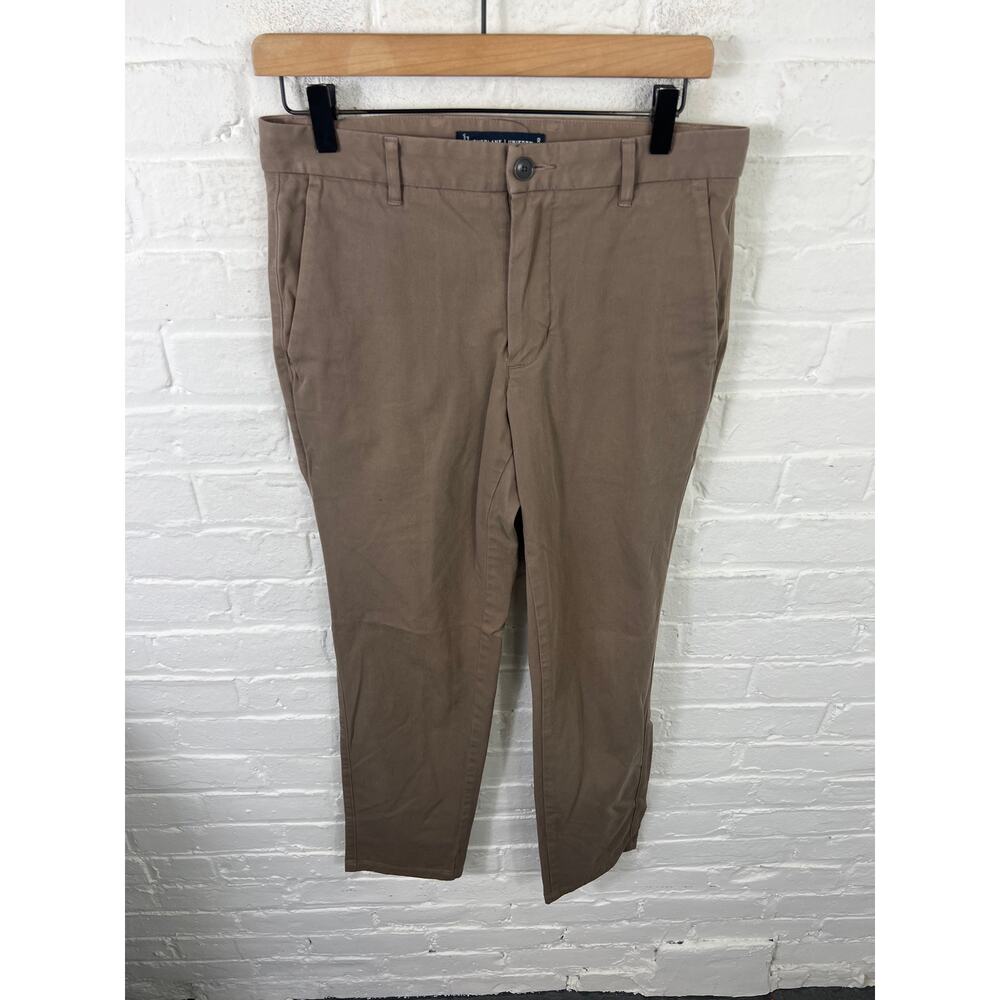 Everlane Men's The Performance Uniform Slim Fit Pant Solid Tan Size 30/30